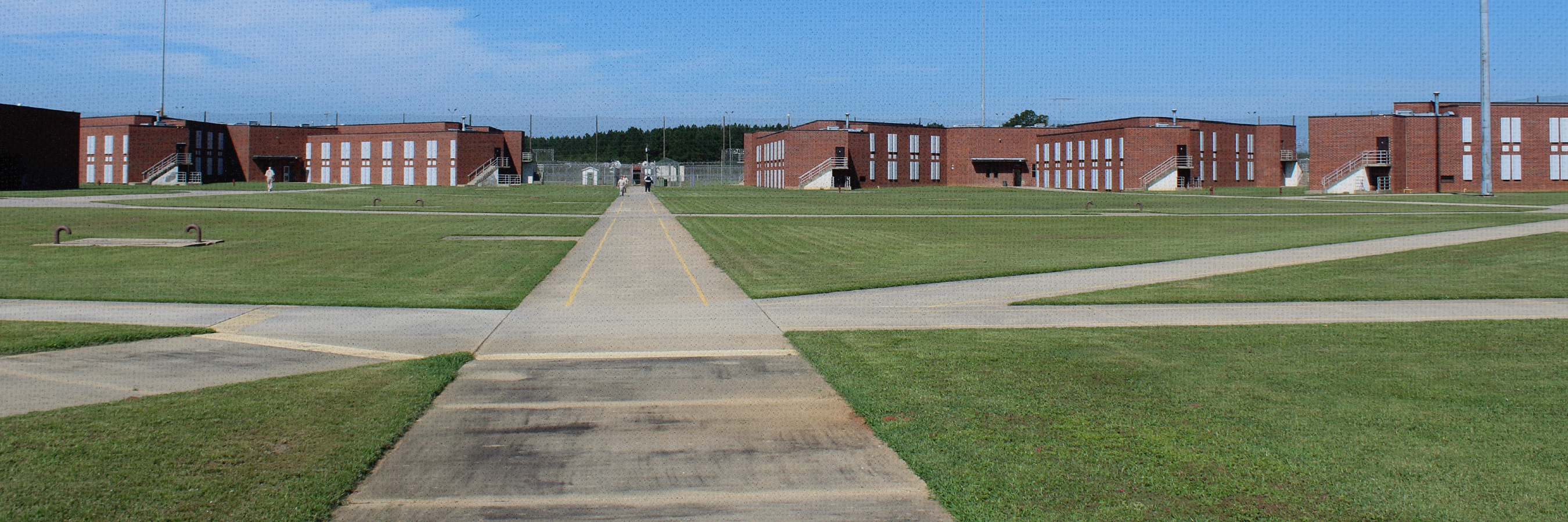 Photo of a prison yard